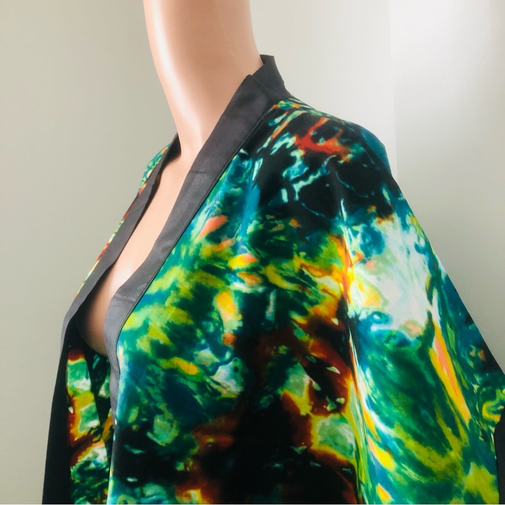 Colorful Abstract Kimono - Picture 8 of 16